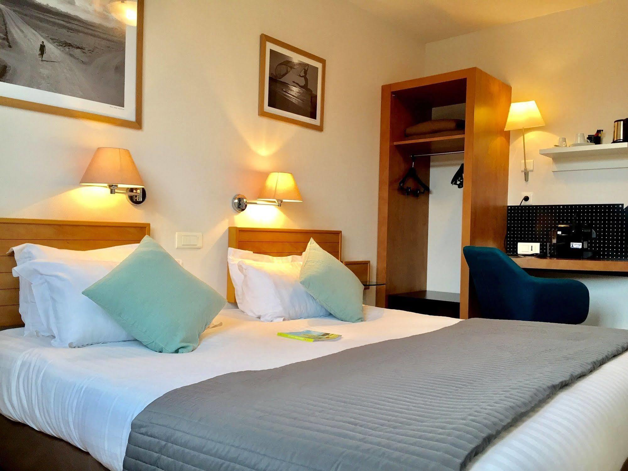 Les Voyageurs Hotel Saint-Renan Eksteriør billede